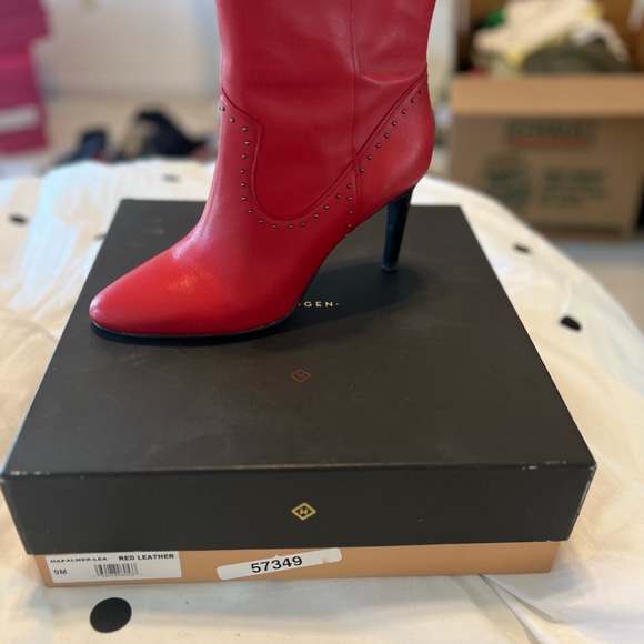 Red booties - Picture 4 of 4